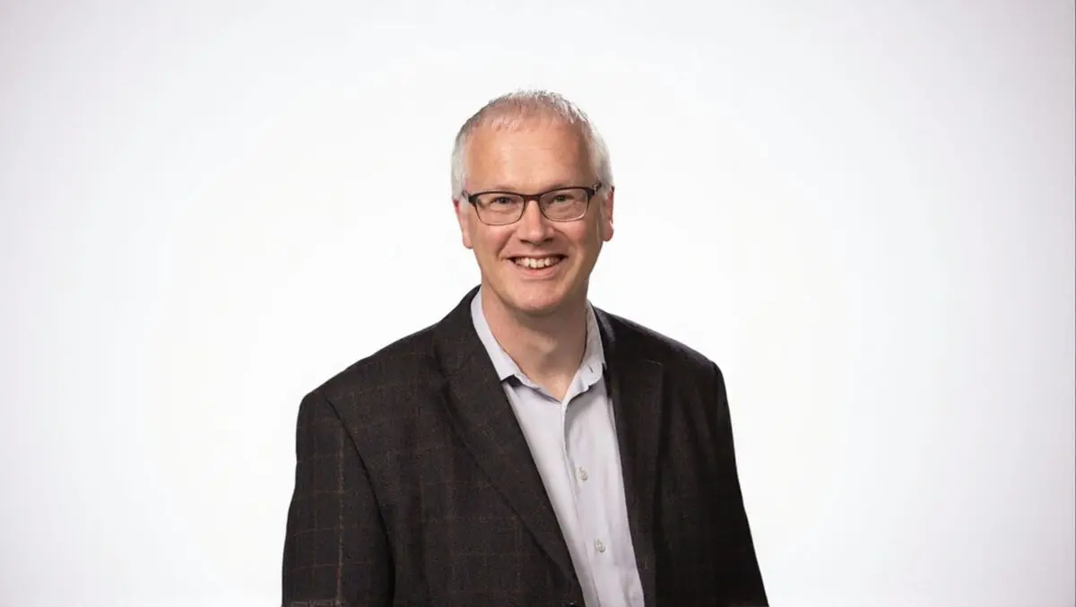 Professor frank den hartog  cisco research chair  2 